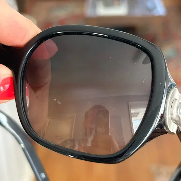 Oversized Chloe Sunglasses - Picture 2 of 4